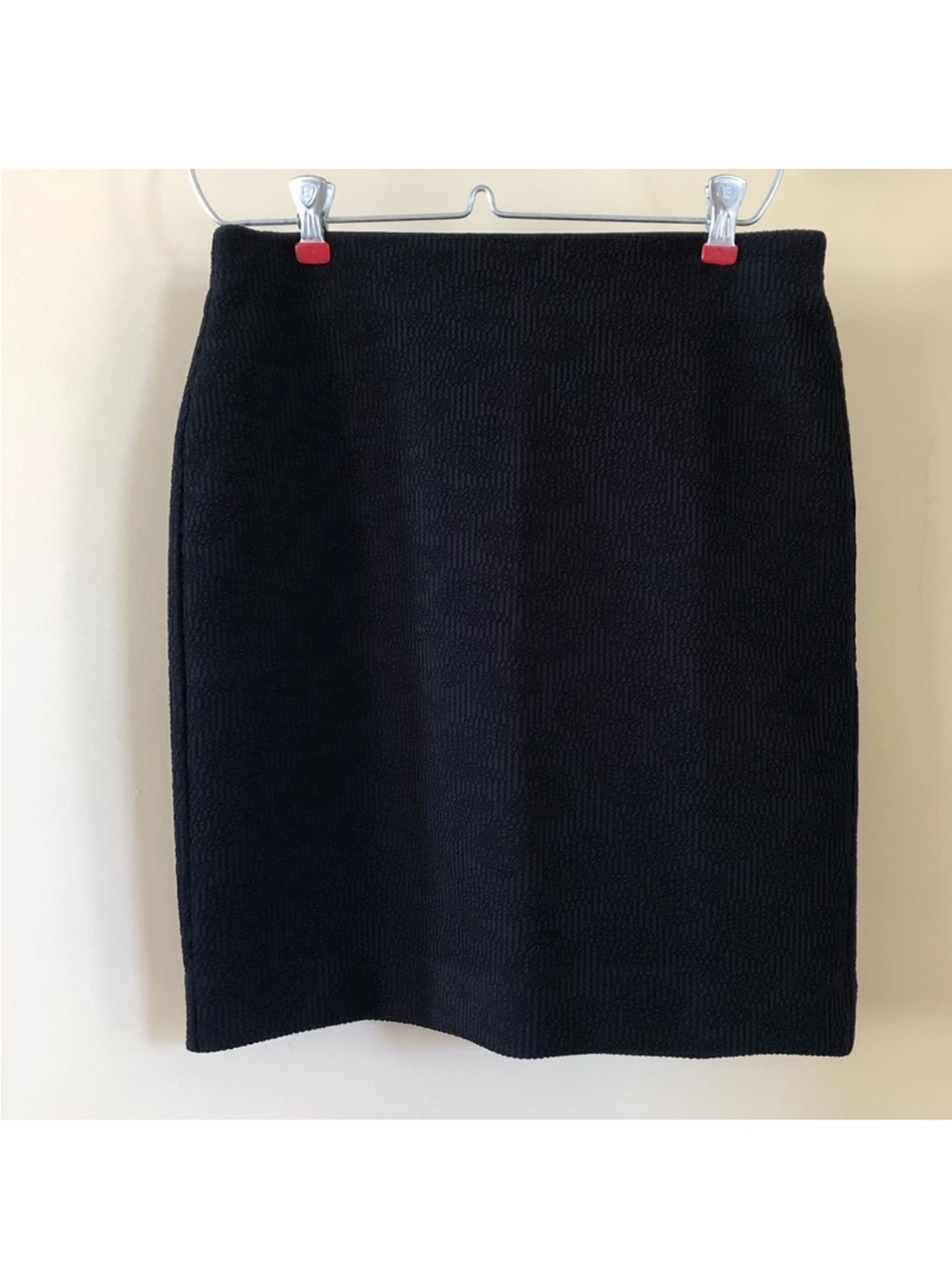 LOFT black pencil skirt